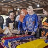 Membangkitkan Kembali Warisan Budaya Melalui Pelatihan Batik di Kepulauan Nias